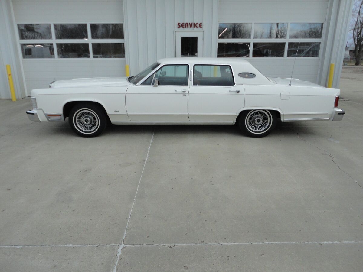1979 Lincoln Continental Town Car. 4Dr, original Interior Classic, 1979 Lincoln Continental
