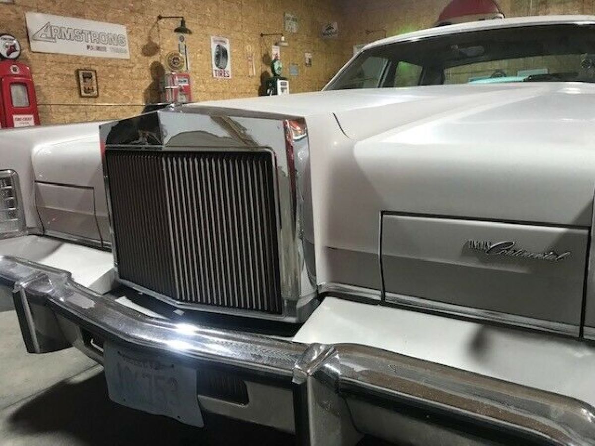 1979 Lincoln Continental Town Car HD VIDEO survivor rides drives - photo 12