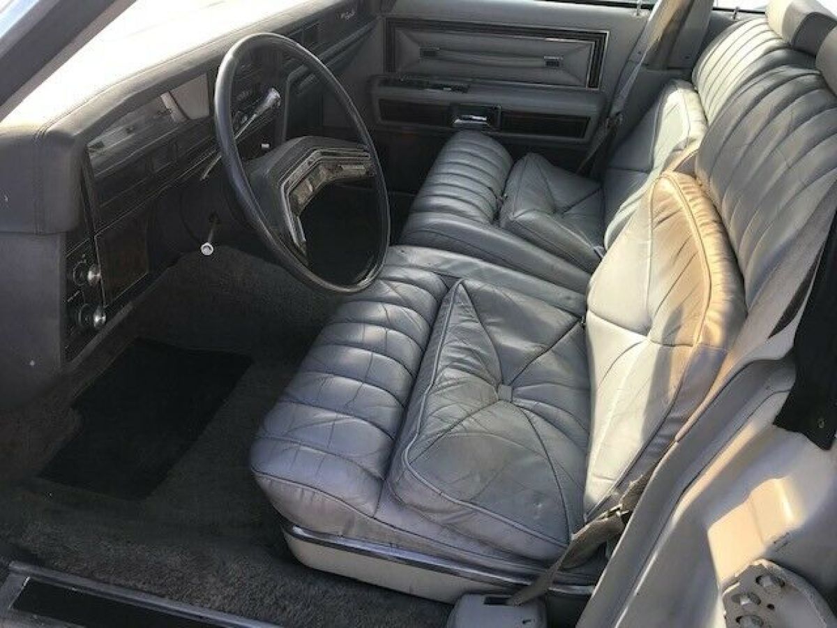 1979 Lincoln Continental Town Car HD VIDEO survivor rides drives - photo 4