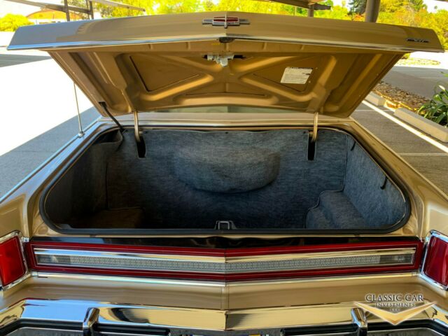 1979 Lincoln Continental Town Car - photo 10