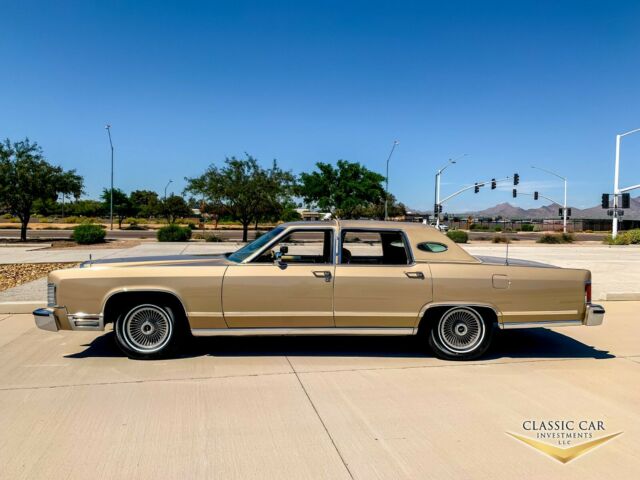 1979 Lincoln Continental Town Car - photo 3