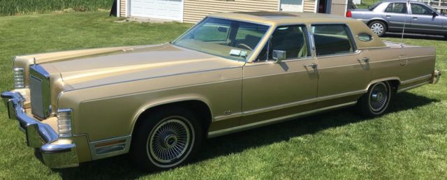 1979 Lincoln Continental Town Car - photo 2