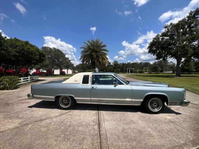 1979 Lincoln Continental - photo 3