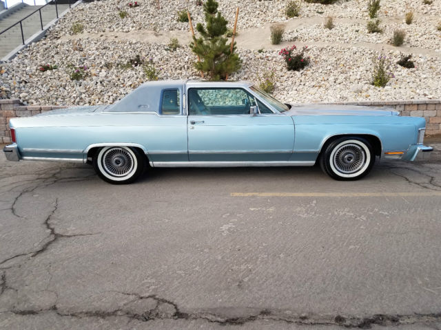 1979 Lincoln Continental 2 DOOR COUPE - photo 2