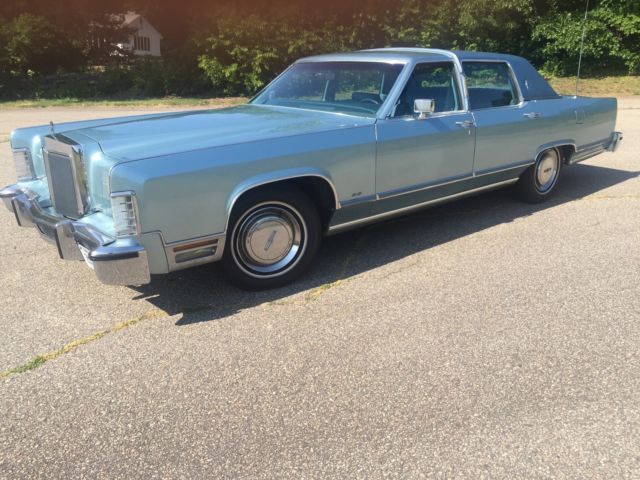 1979 LINCOLN CONTINENTAL TOWNCAR- ONLY 23,000 MILES *** EXCELLENT CONDI 1979 Lincoln Continental