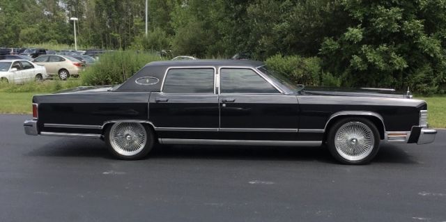 1979 Lincoln Continental Towncar Sedan ** GREAT SHAPE ** 31K Original Miles ** 1979 Lincoln Continental Towncar