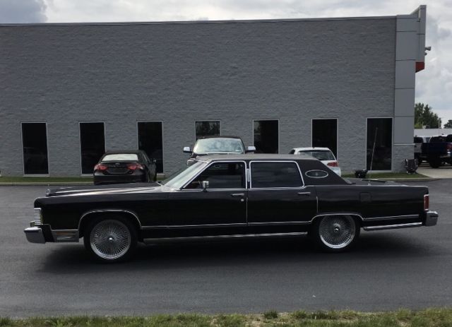 1979 Lincoln Continental Towncar - photo 4