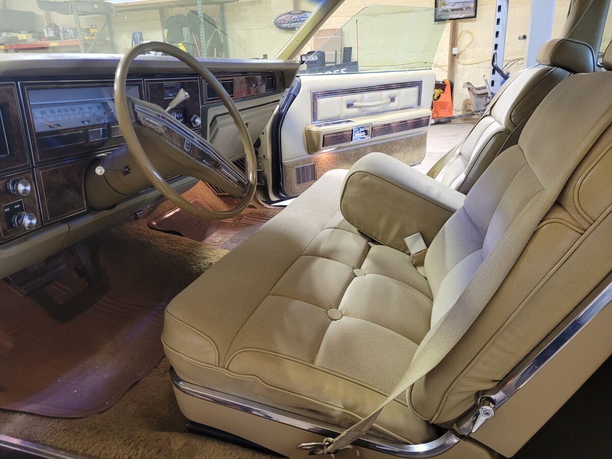 1979 Lincoln Continental - photo 13