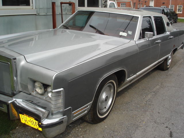1979 Lincoln Continental - photo 2