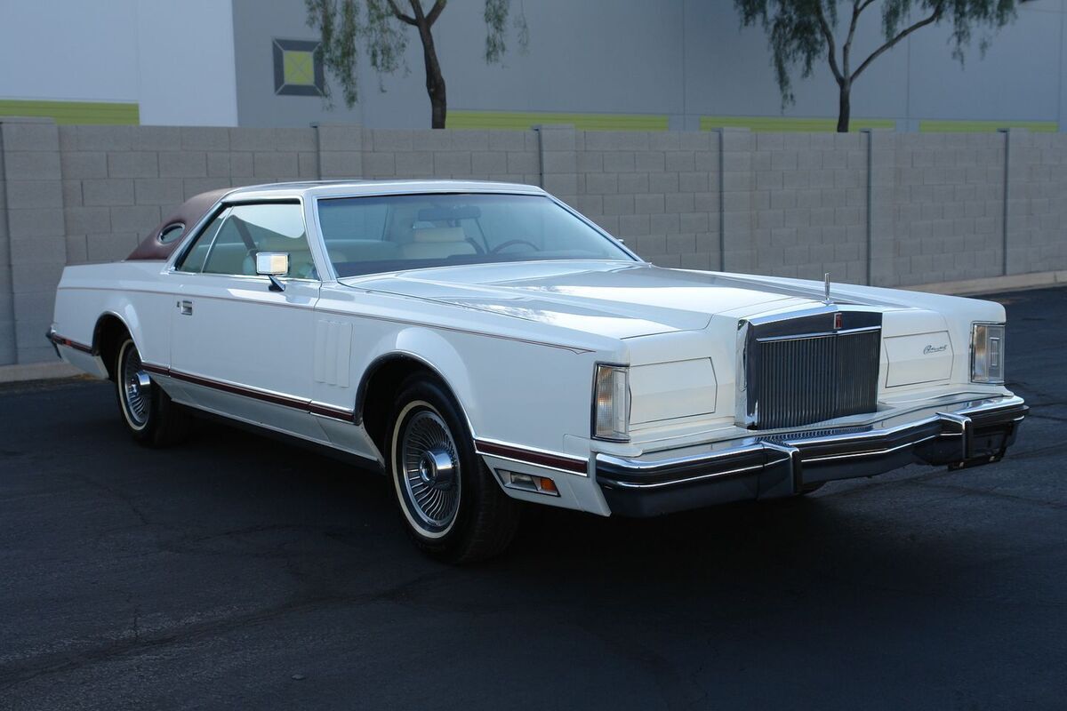 1979 Lincoln Continental Mark V - photo 10