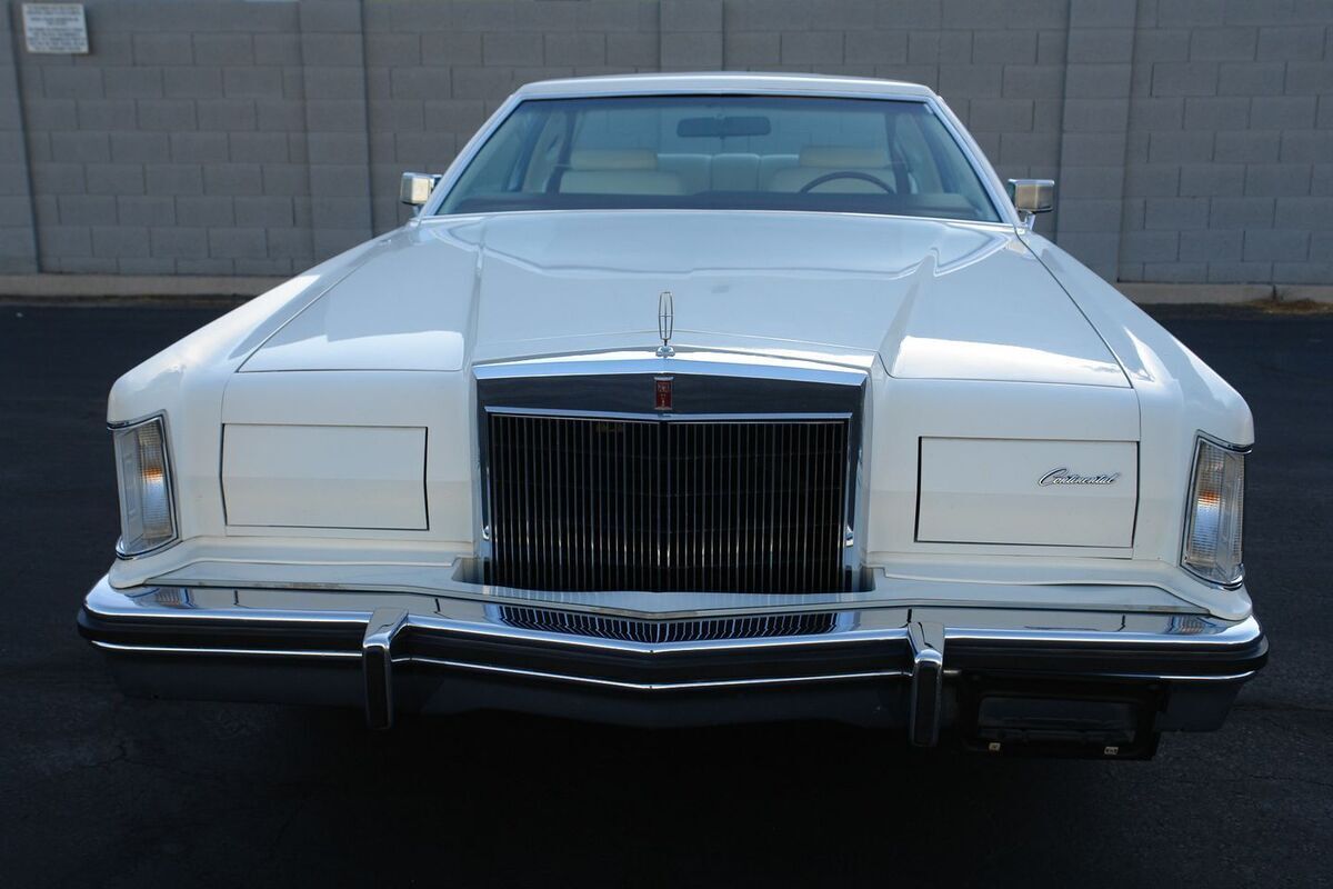 1979 Lincoln Continental Mark V - photo 8