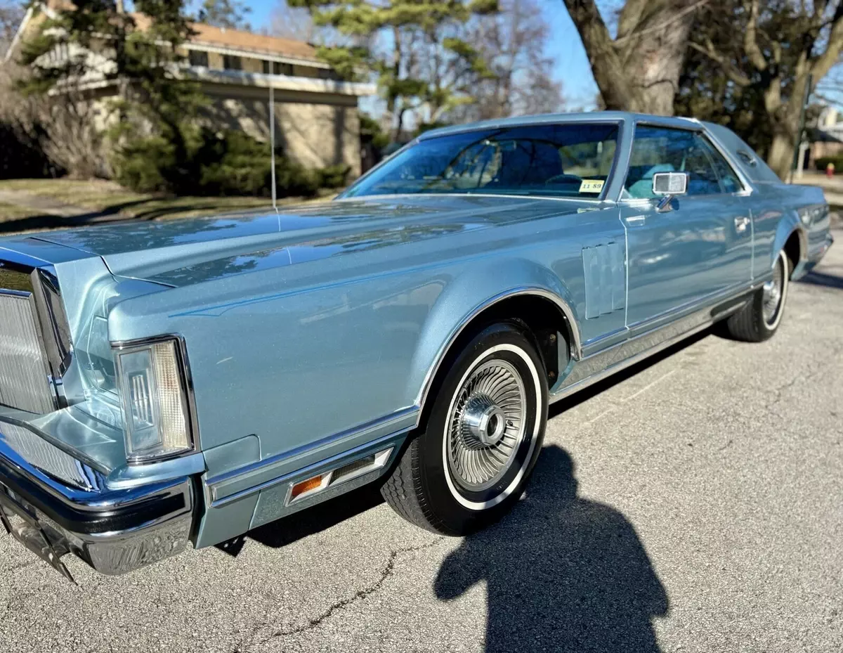 1979 Lincoln Mark V Coupe Blue 1979 Lincoln Mark V ⭐️1 owner 100% original only 27,300 documented miles ⭐️