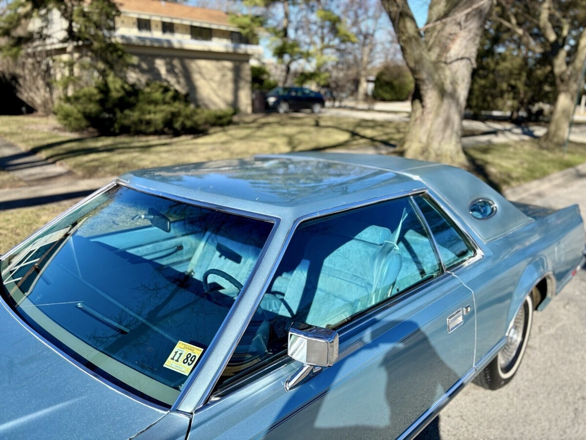 1979 Lincoln Mark V ⭐️1 owner 100% original only 27,300 documented miles ⭐️ - photo 5