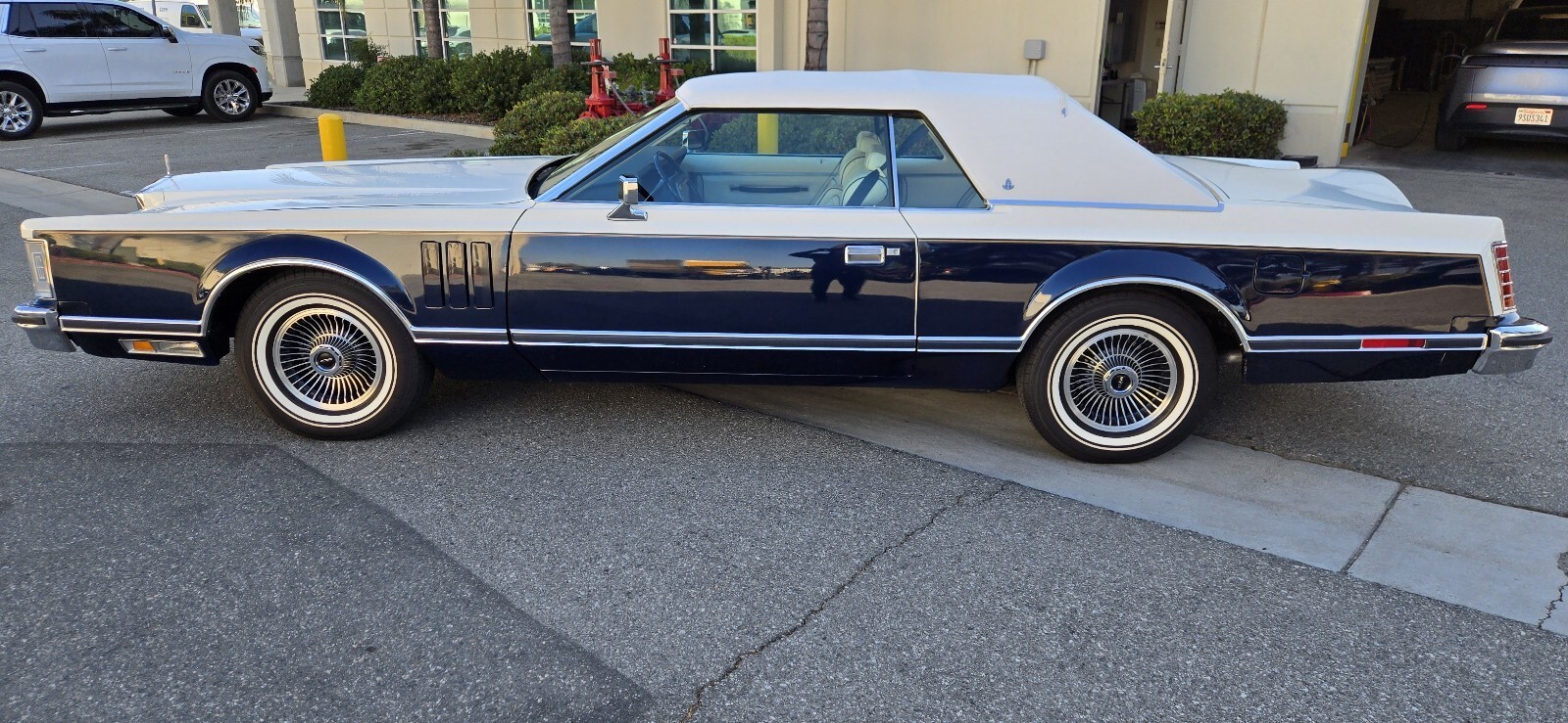 1979 Lincoln Mark V - photo 3