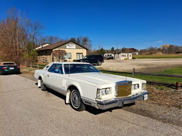 1979 Lincoln Mark V - photo 4