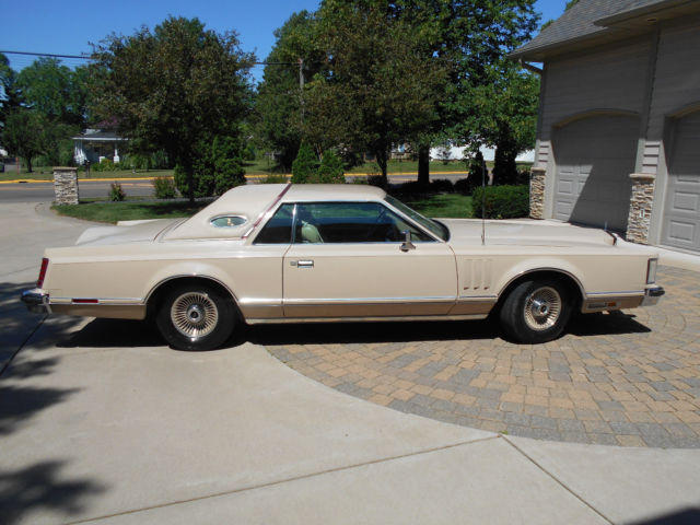 1979 Lincoln Mark V , One Owner, Low Miles, Beautiful, Always Garage Kept. 1979 Lincoln Mark Series Cartier Limited