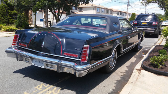 1979 Lincoln Mark V - Orig 29k miles - Black / Red - Like New - Runs like new ! 1979 Lincoln Mark Series 2 Door Coupe