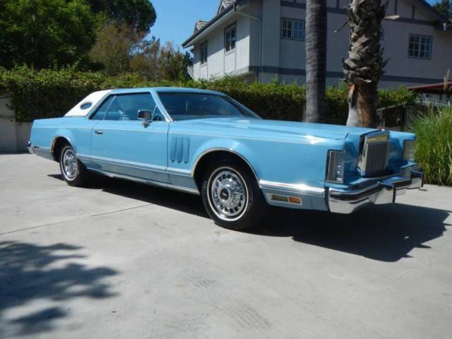 1979 Lincoln Mark V Original Excellent condition Full power Cold AC nice LOW Mil 1979 Lincoln Continental