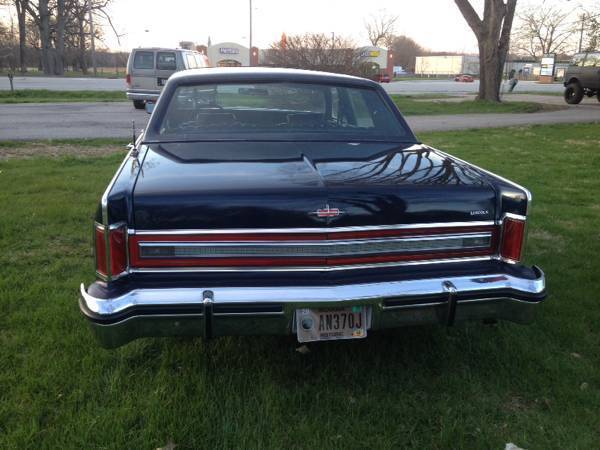 1979 Lincoln Town Car - photo 3