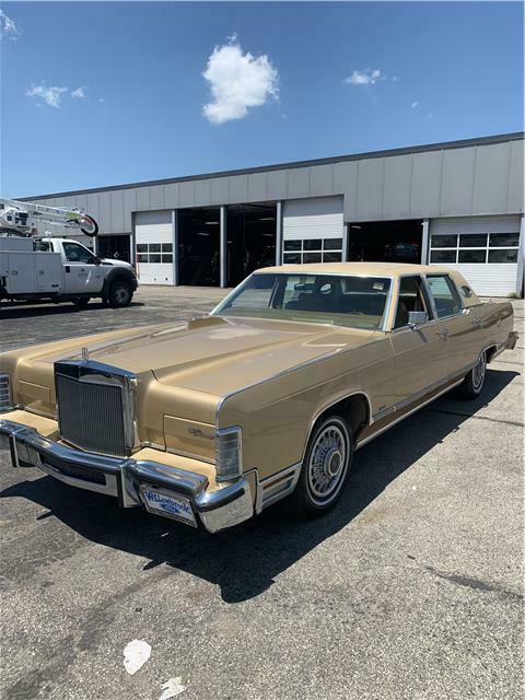 1979 Lincoln Town Car -- - photo 2