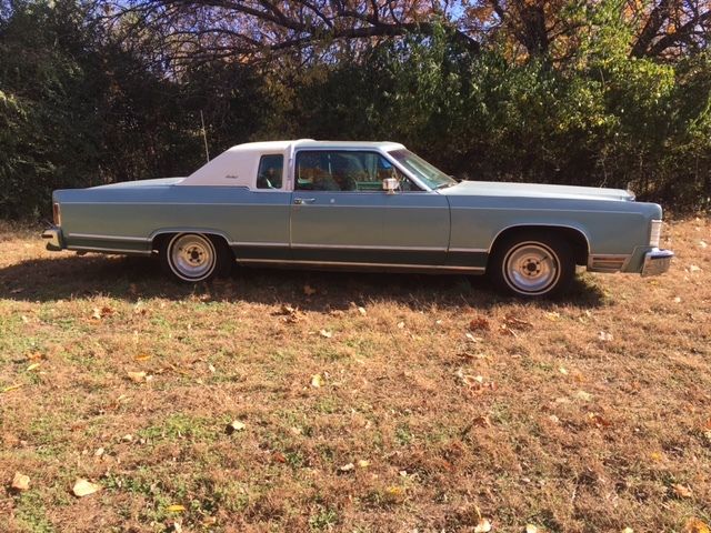 1979 Lincoln Continental - photo 2