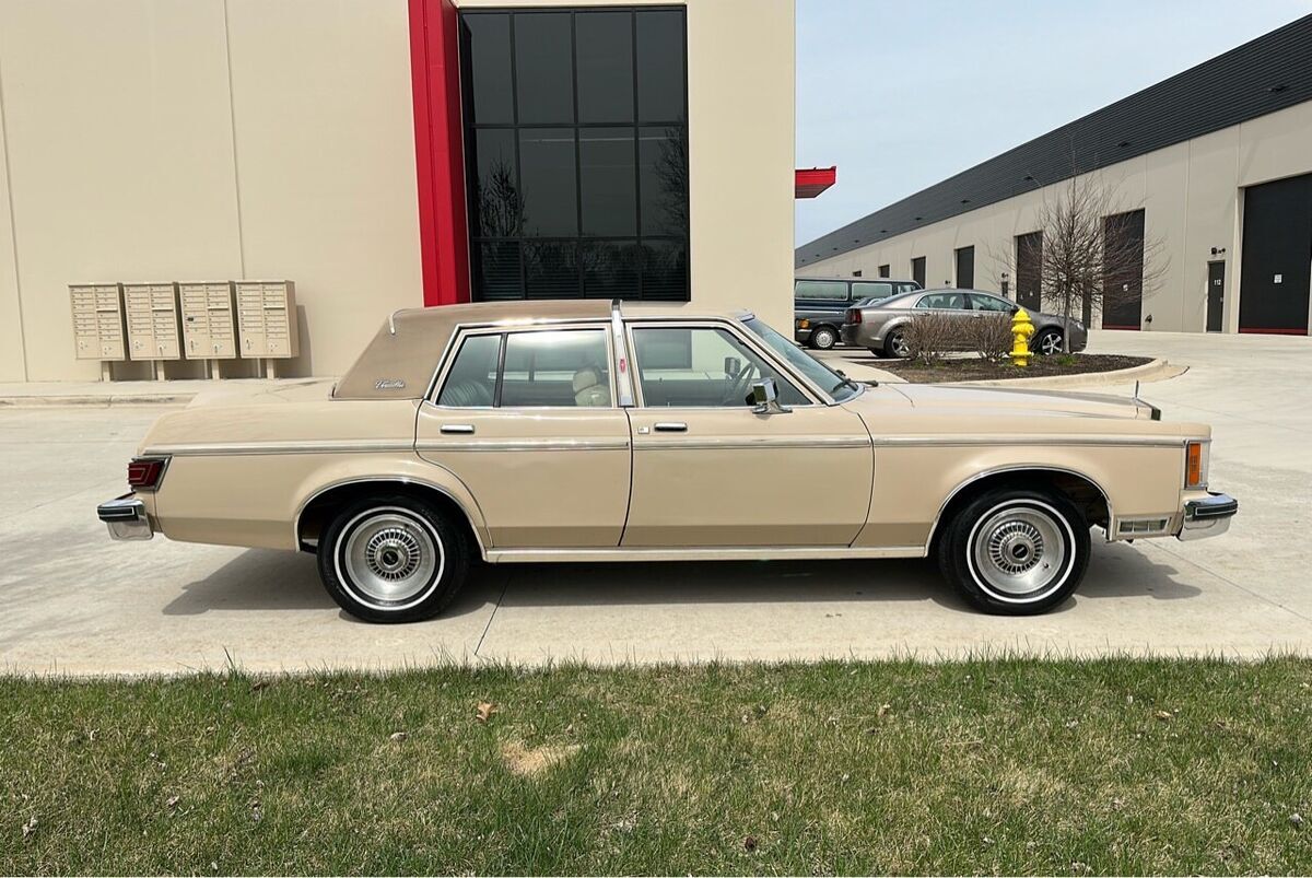 1979 Lincoln Versailles One Owner California Car - photo 6