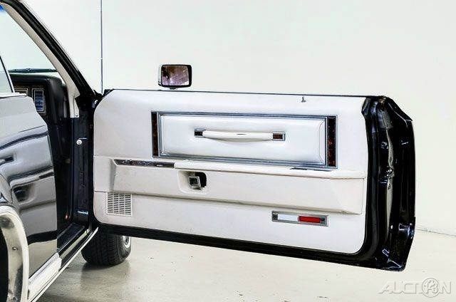 1979 Lincoln Continental Mark V Cartier - photo 9