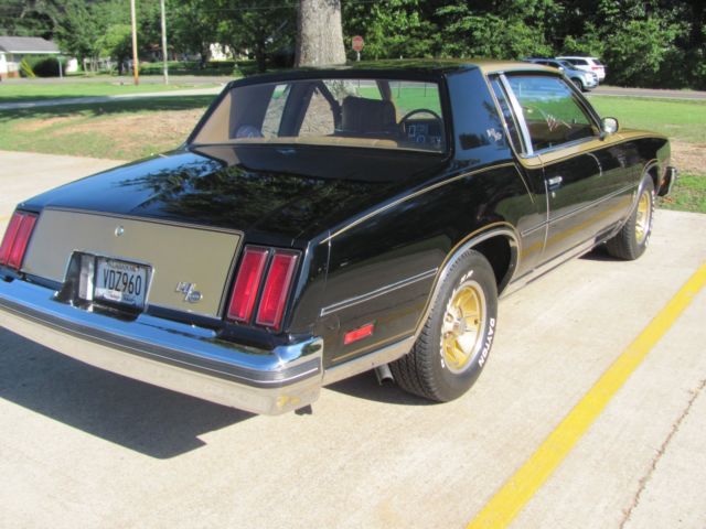 1979 Oldsmobile Cutlass Hurst W30 - photo 2