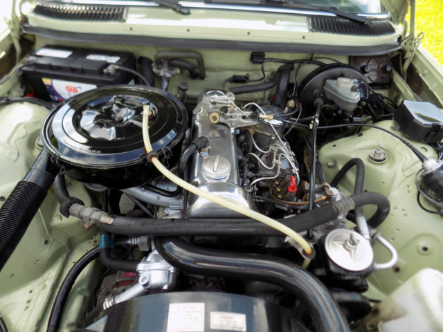 1979 Mercedes-Benz 200-Series - photo 11