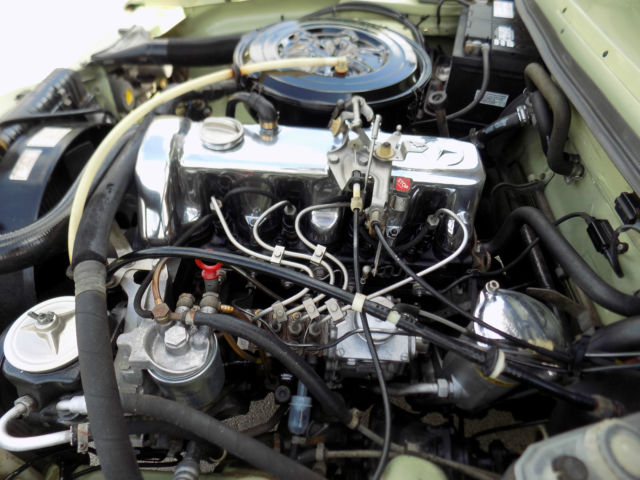 1979 Mercedes-Benz 200-Series - photo 12