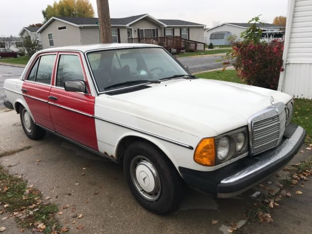 1979 Mercedes-Benz 200-Series - photo 7