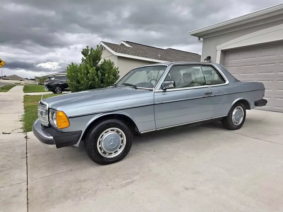 1979 Mercedes 280 CE 1979 Mercedes-Benz 280CE