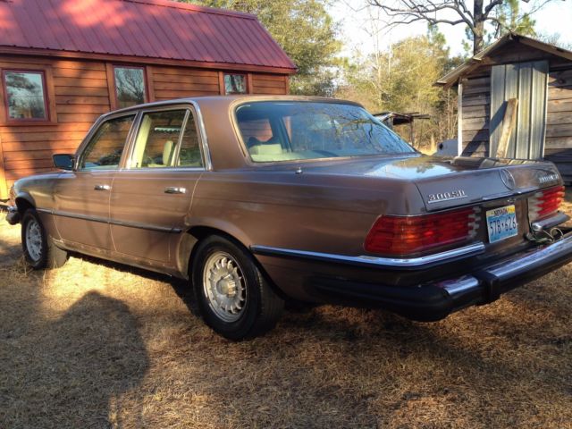 1979 Mercedes 300 sd 1979 Mercedes-Benz 300-Series