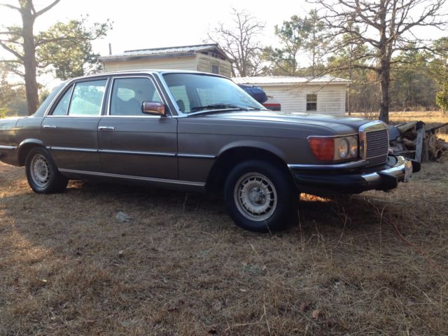 1979 Mercedes-Benz 300-Series - photo 6