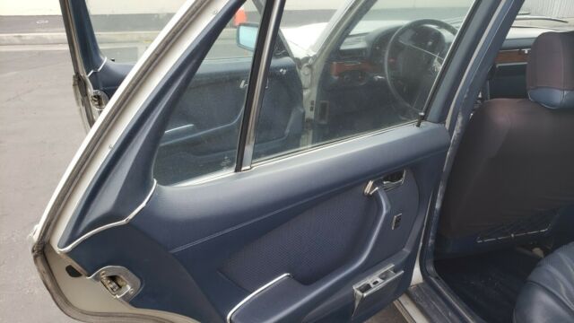 1979 Mercedes-Benz 300-Series 300SD - photo 12
