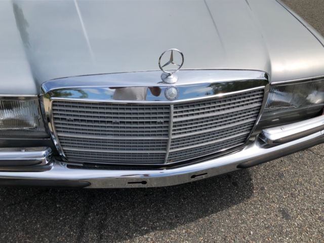 1979 Mercedes-Benz 400-Series - photo 5