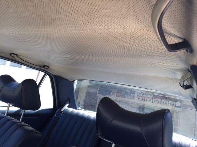 1979 Mercedes-Benz 200-Series - photo 6