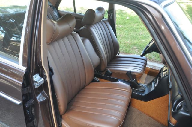 1979 Mercedes-Benz 200-Series Standard - photo 11