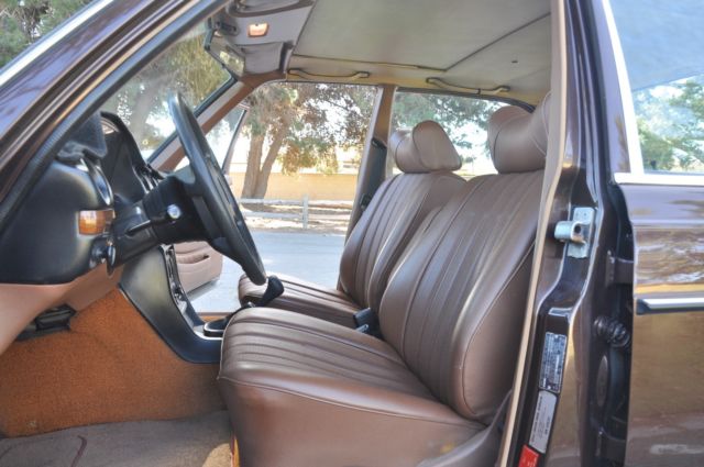 1979 Mercedes-Benz 200-Series Standard - photo 12