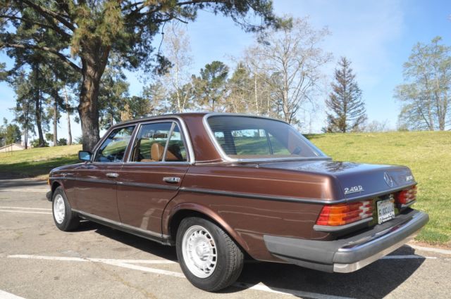 1979 Mercedes-Benz 200-Series Standard - photo 4