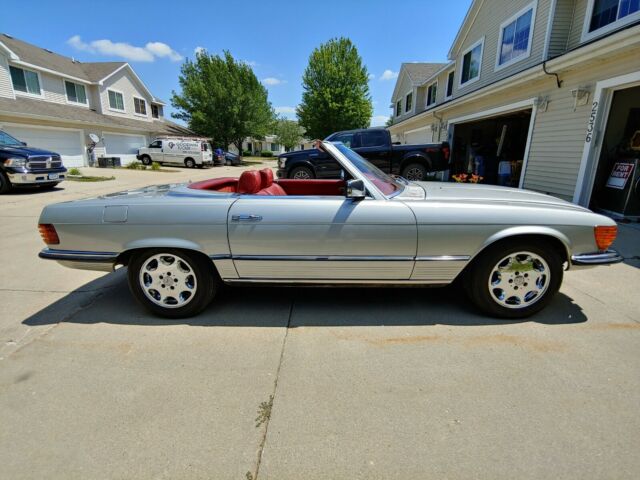 1979 Mercedes-Benz 200-Series 280SL - photo 2