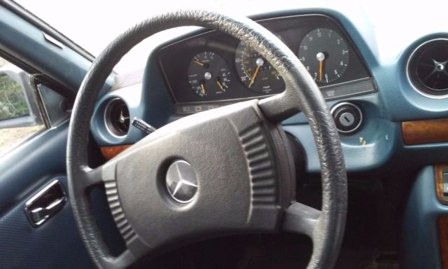 1979 Mercedes-Benz 200-Series - photo 5