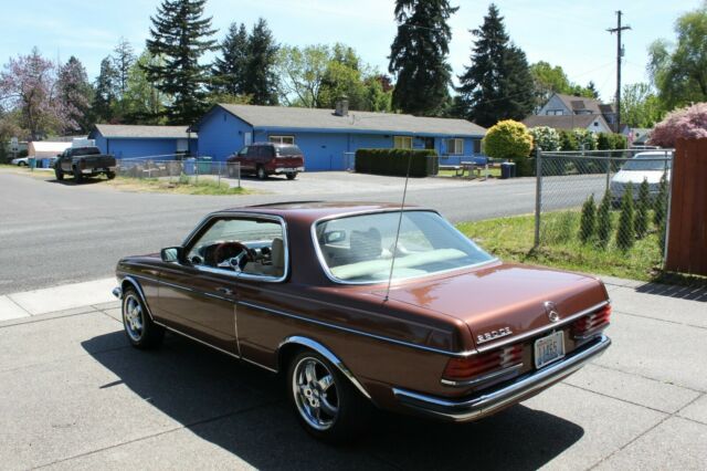 1979 Mercedes-Benz 200-Series 280CE - photo 5
