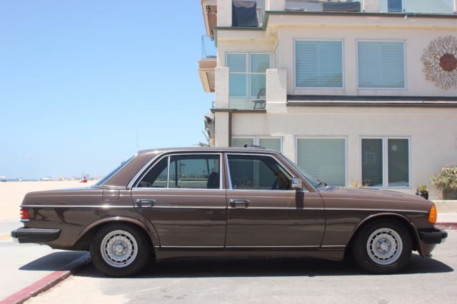 1979 Mercedes-Benz E-Class 280 e - photo 3