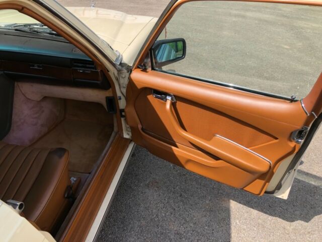 1979 Mercedes-Benz 200-Series SE - photo 12