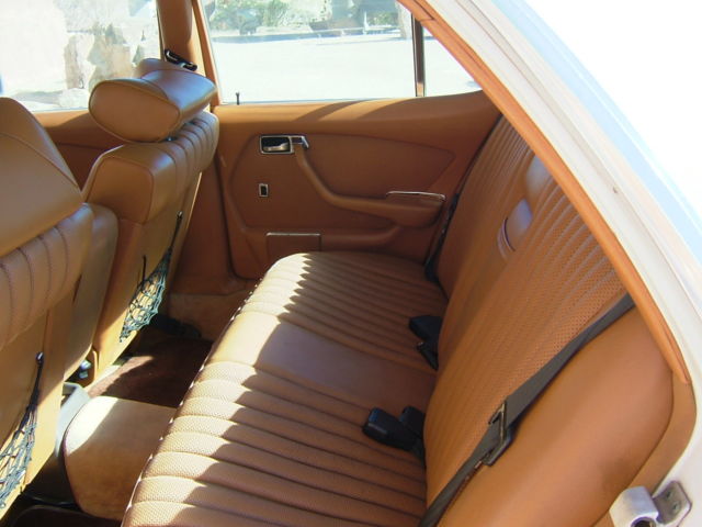1979 Mercedes-Benz 200-Series Leather - photo 2