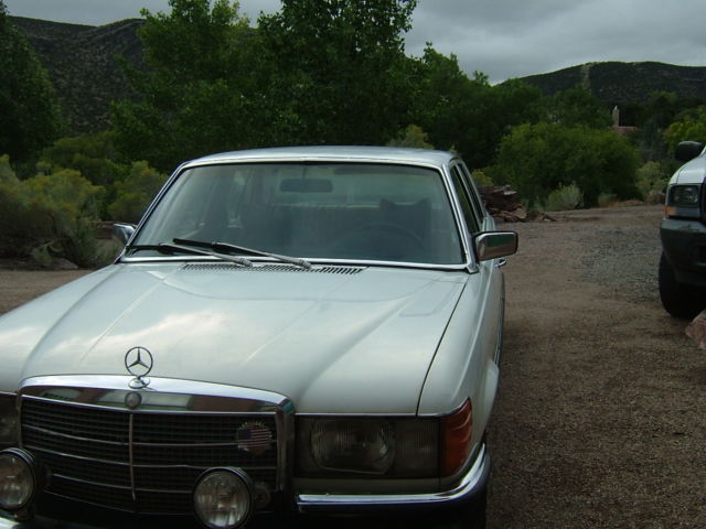 1979 Mercedes-Benz 200-Series Leather - photo 4