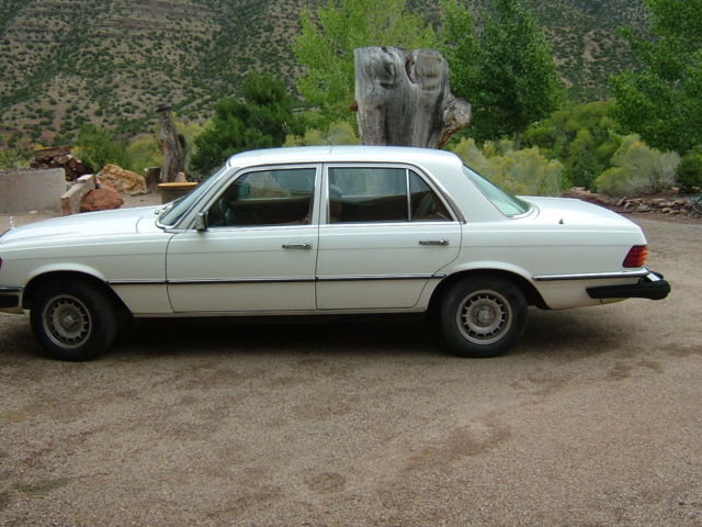 1979 Mercedes-Benz 200-Series Leather - photo 5