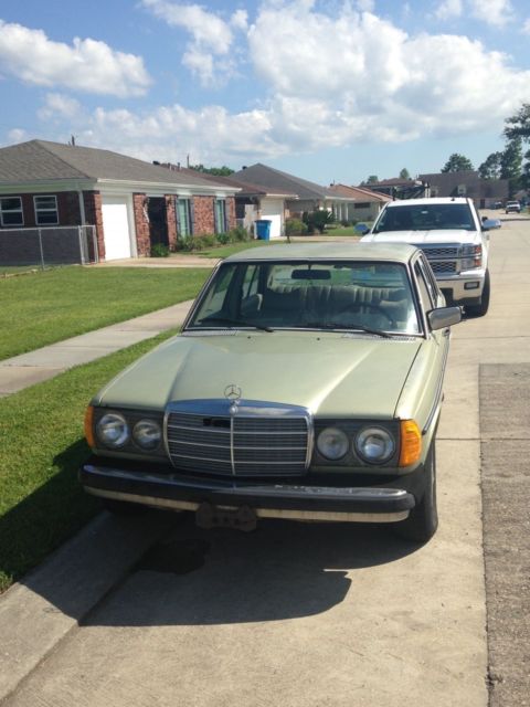 1979 Mercedes-Benz 300-Series - photo 3