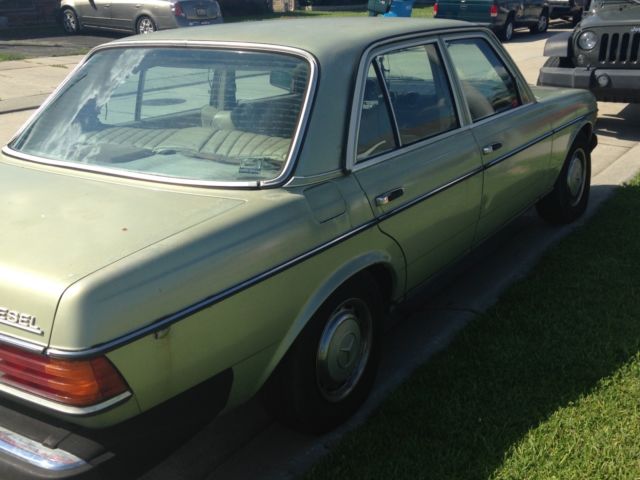 1979 Mercedes-Benz 300-Series - photo 5